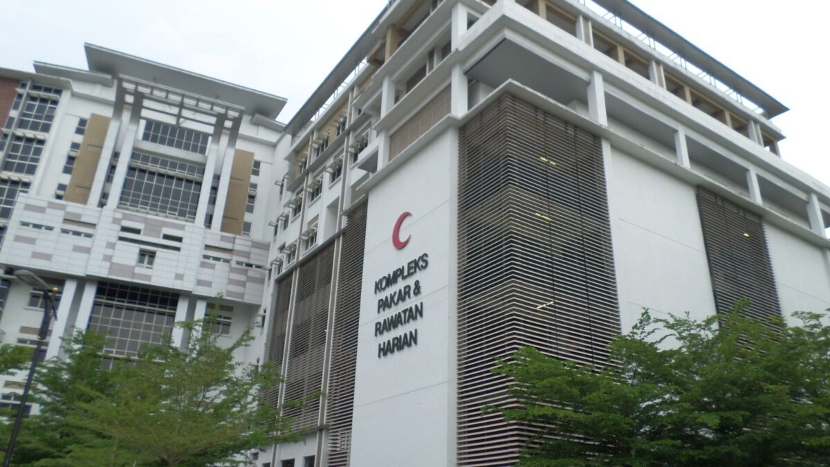 Kuala Lumpur Hospital, 4 May 2015
